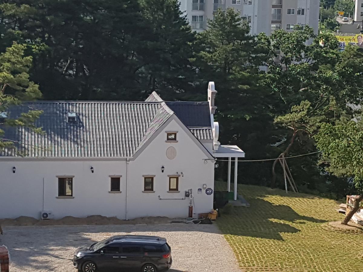 The Castle Stay Chuncheon Zewnętrze zdjęcie