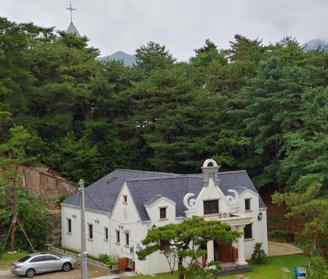 The Castle Stay Chuncheon Zewnętrze zdjęcie
